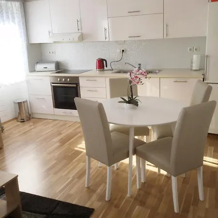 Appartement 3 Bedroom - Marija - Center