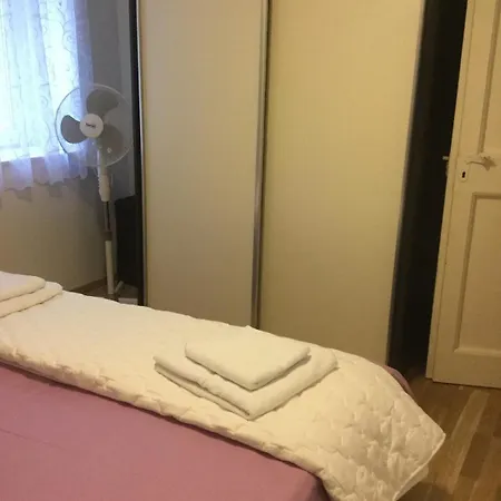 Апартаменти 3 Bedroom - Marija - Center *