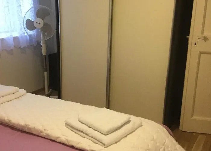 公寓 3 Bedroom - Marija - Center *